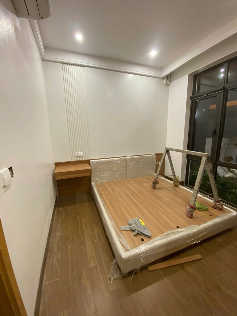 Lắp đặt hệ tủ gỗ công nghiệp thực tế
